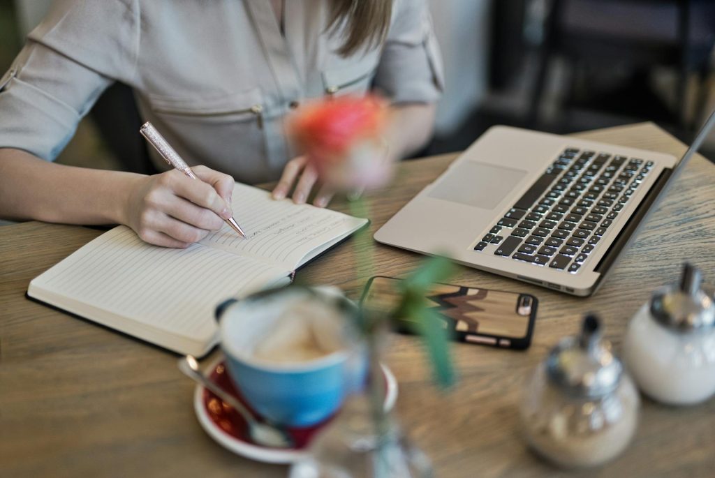 Webinars on Autopilot: How to Grow Your Email List and Scale Sales 24/7